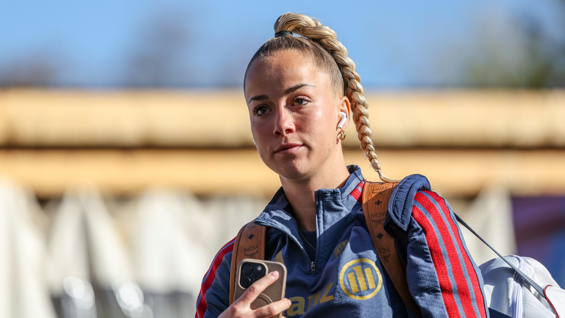 DFB-Frauen: Kapitänin Gwinn fällt für Länderspiele aus