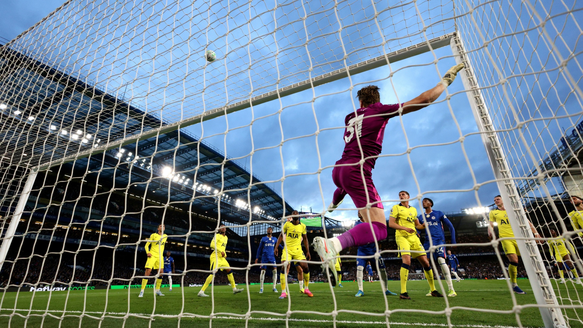 Donezk trägt Champions-League-Heimspiele in London aus