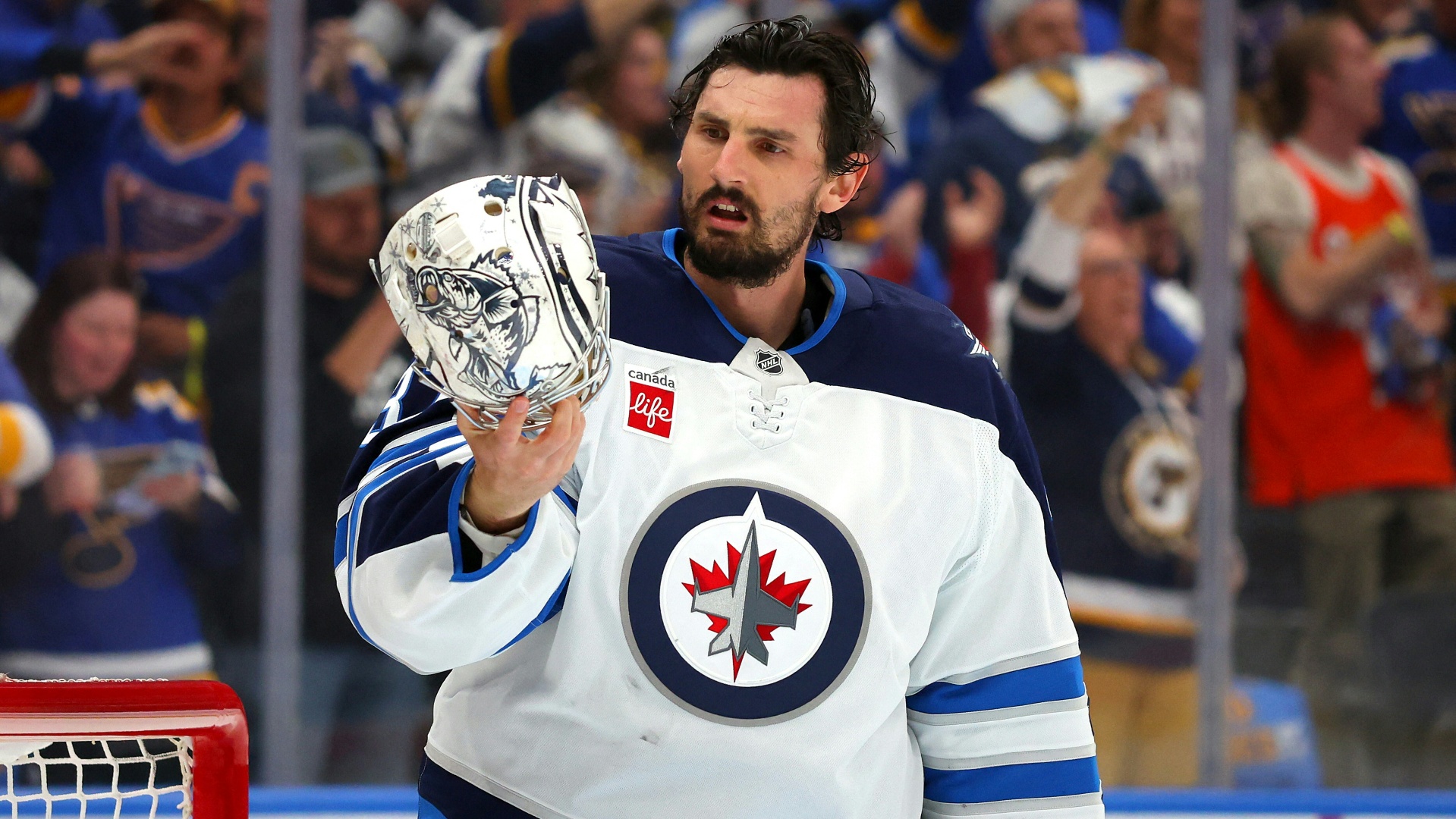 "No-Show" beim Trainingsstart: Winnipeg suspendiert Hellebuyck