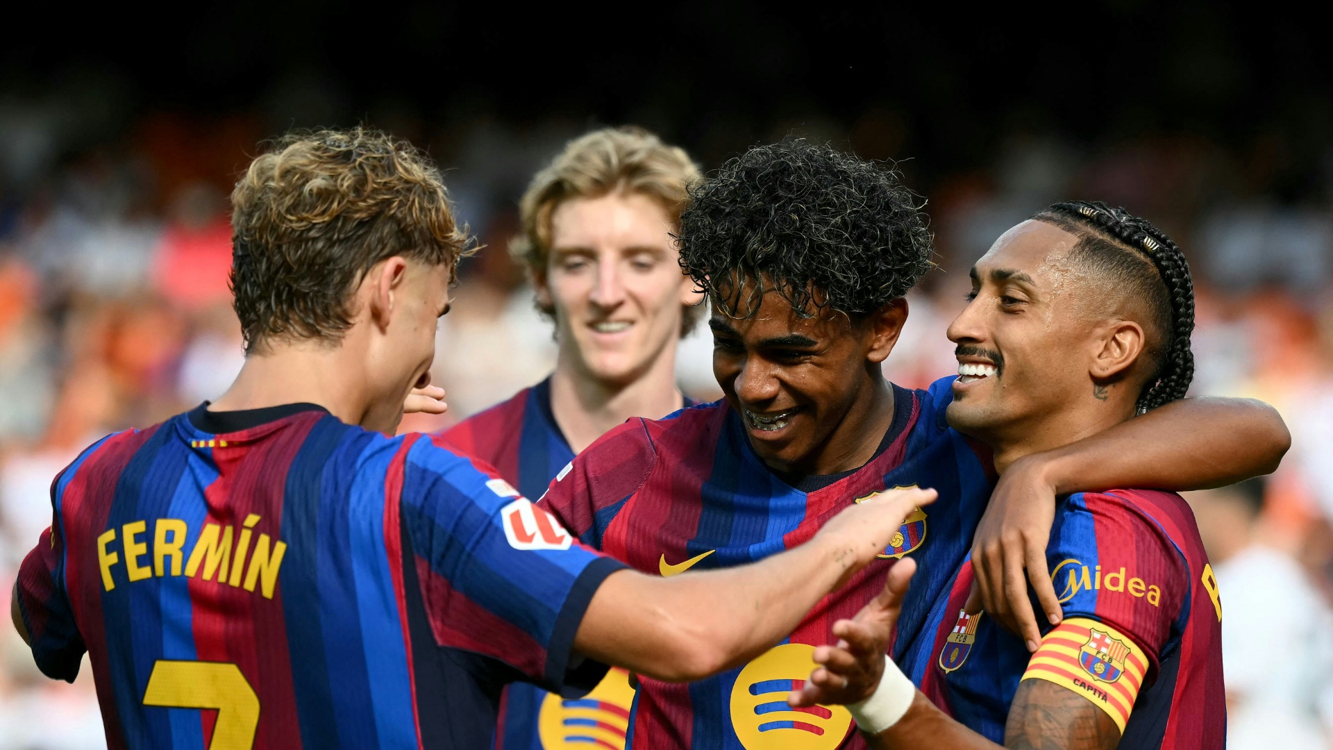 Souverän in Valencia: Barcelona nutzt Real-Patzer
