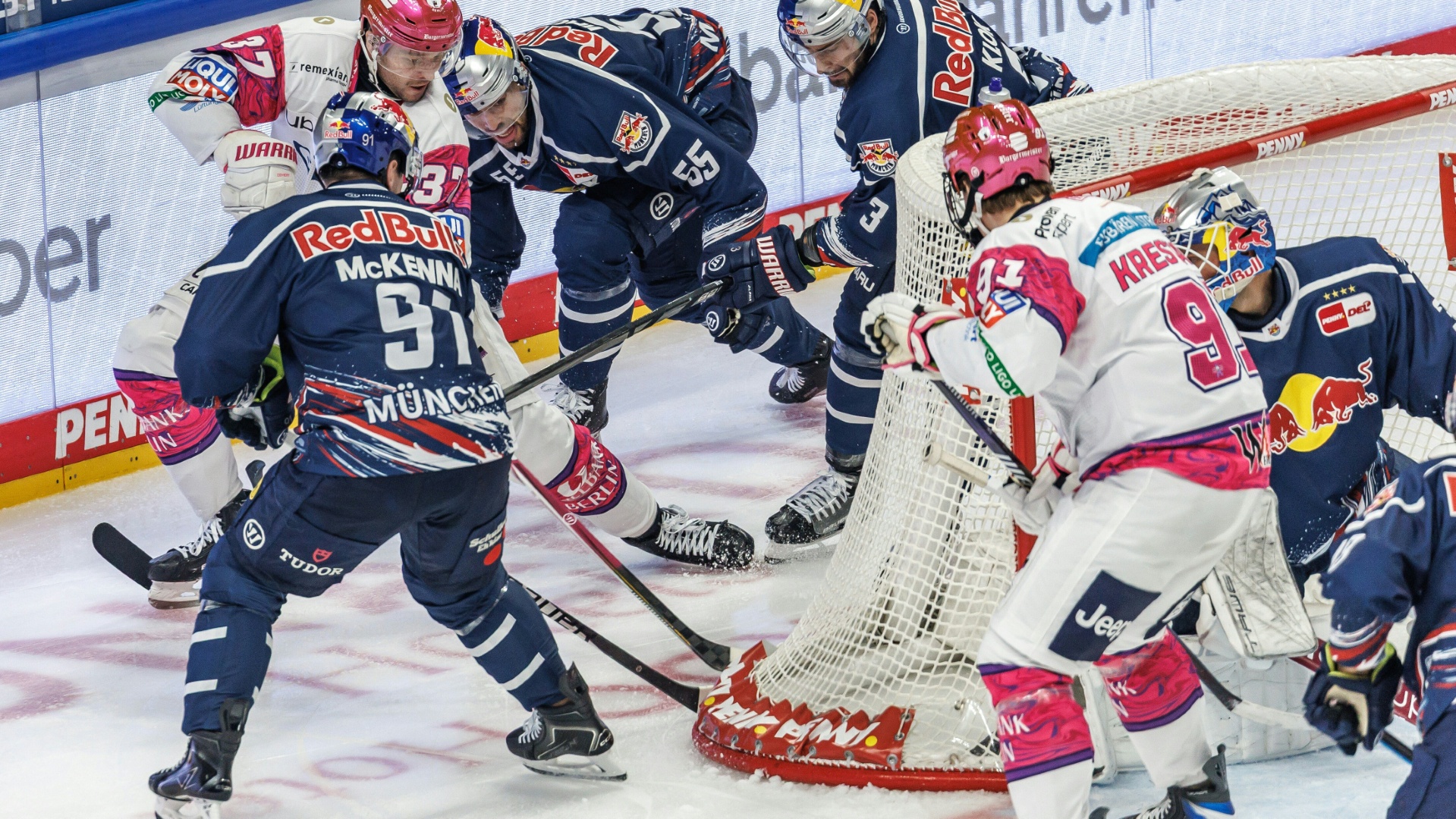 München stoppt Eisbären im DEL-Topspiel