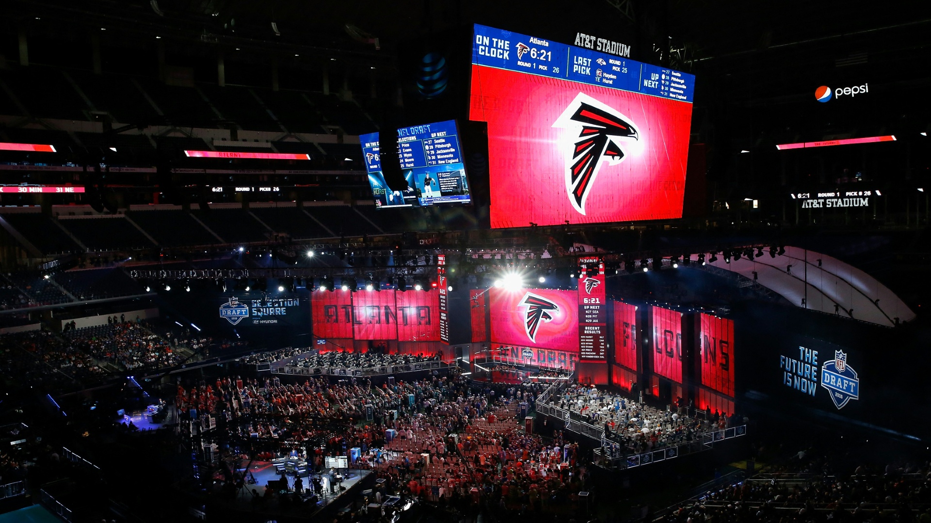 Falcons lösen mit Logo heftige Reaktionen aus: "Bird Reich"